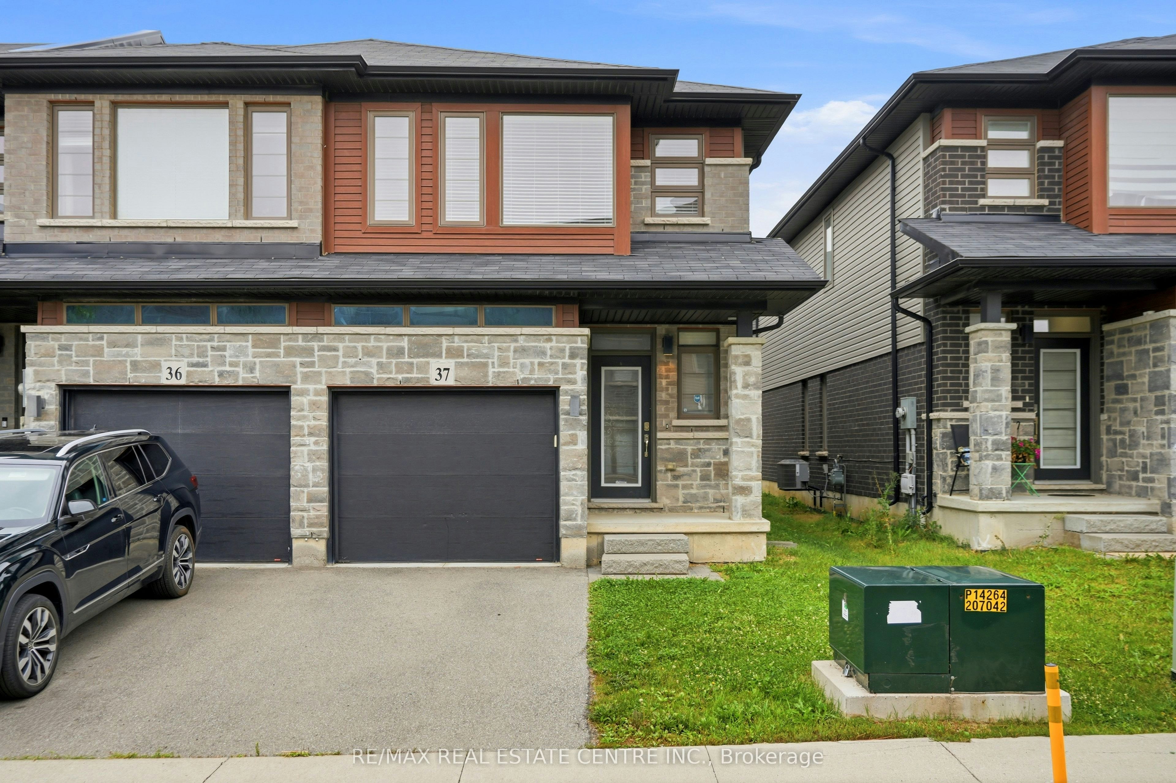 37-30 Times Square Boulevard, Hamilton, ON, L8J 0M1