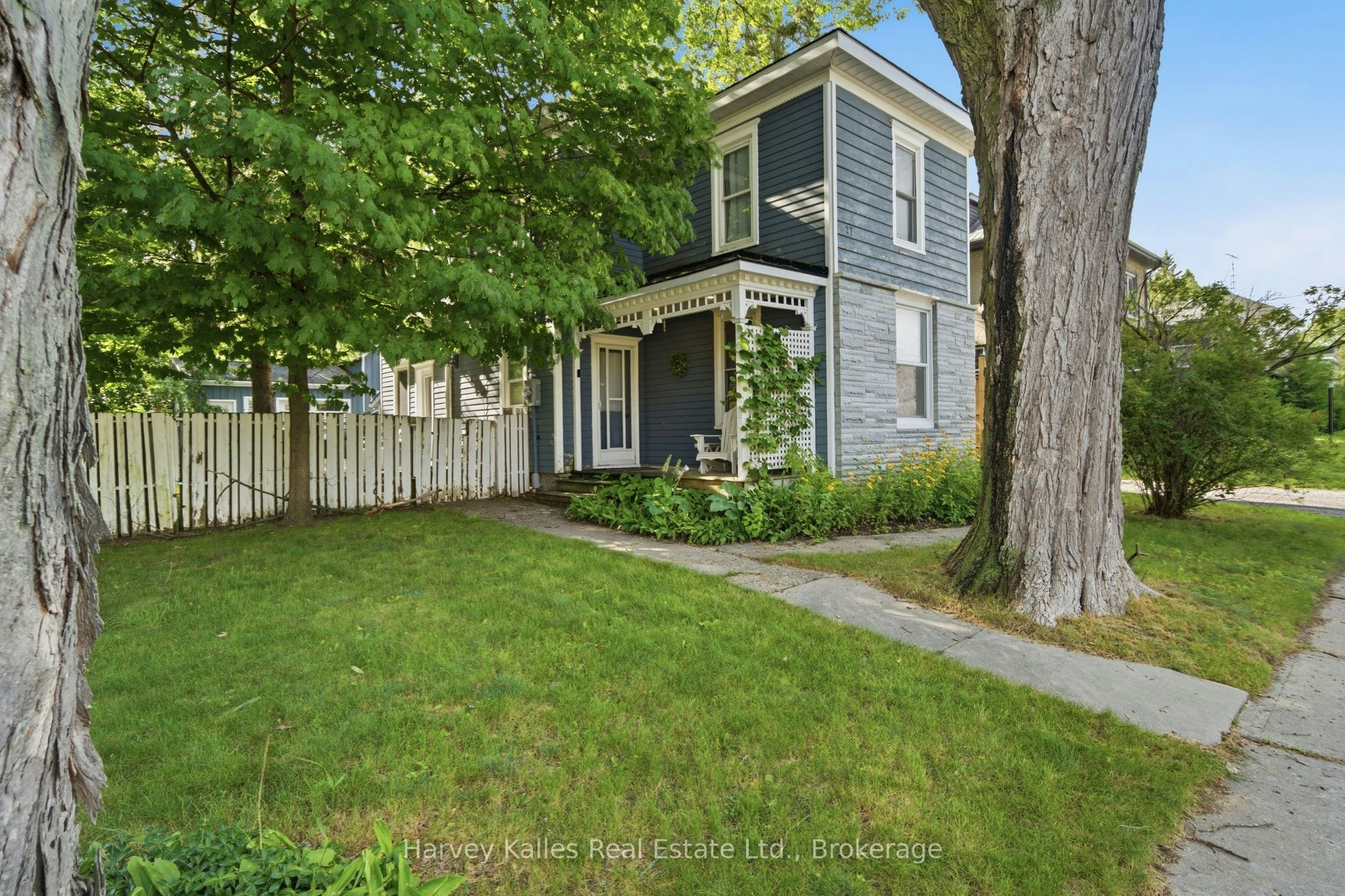 27 Ontario Street, Prince Edward County, ON, K0K 2T0