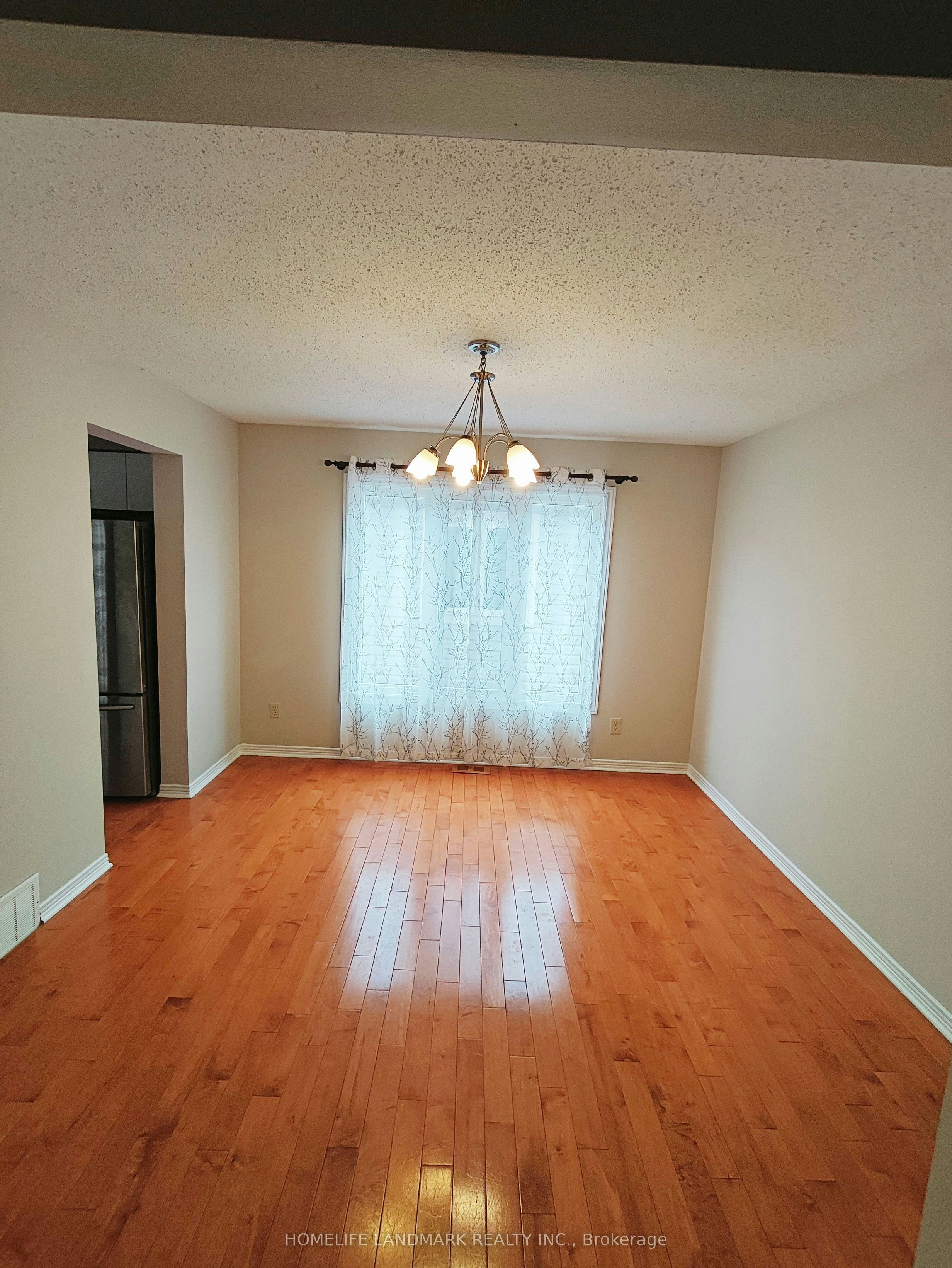 8 Opal Lane, Ottawa, ON, K2J 2V7 - 5