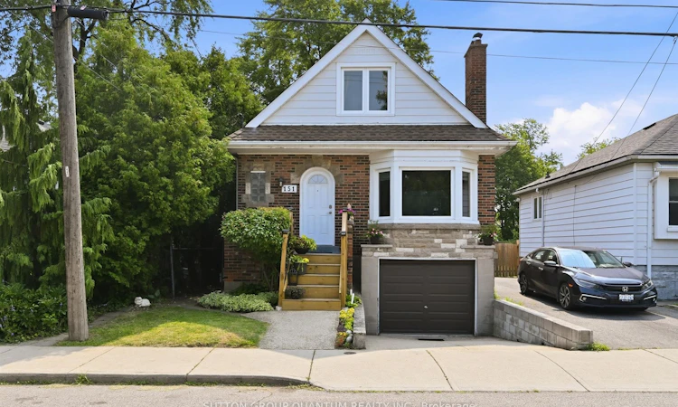 151 East 16th Street N