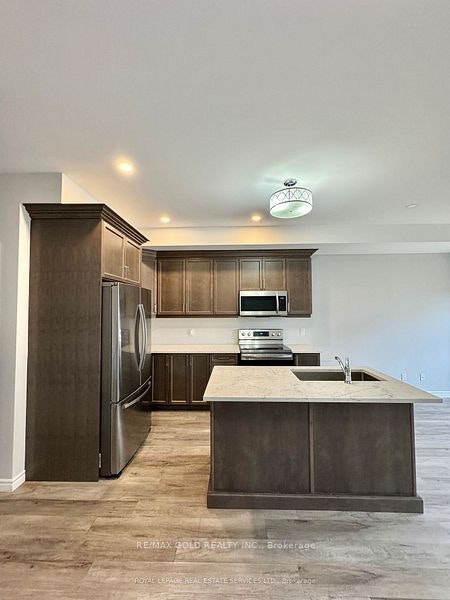 1183 Duke Street, Cambridge, ON, N3H 3V6 - 3