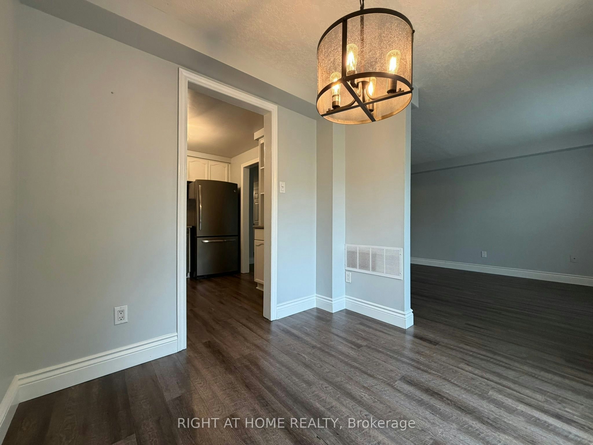 41 Edgemere Drive, Cambridge, ON, N1P 1A9 - 8