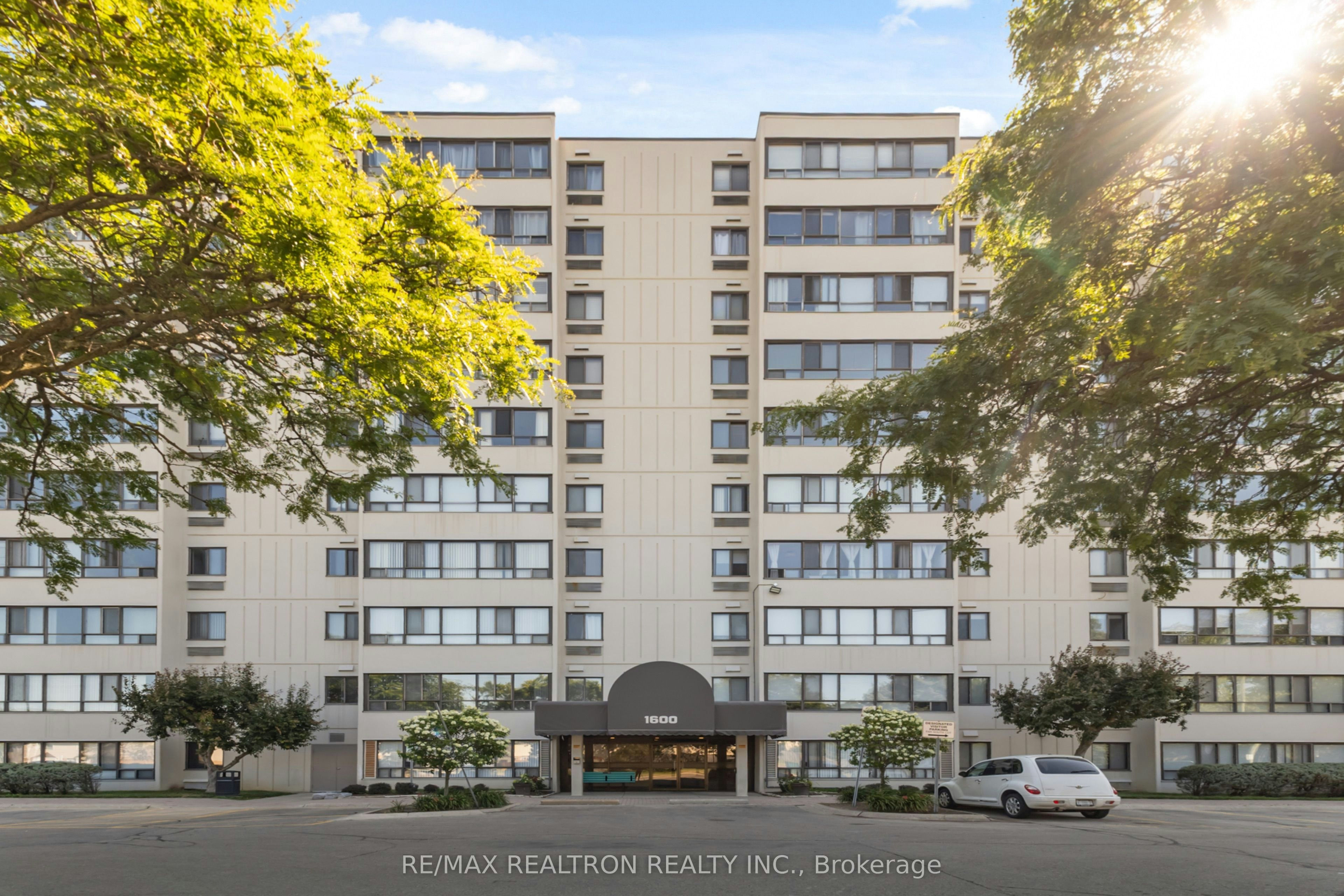 905-1600 Adelaide Street N, London, ON, N5X 3H6