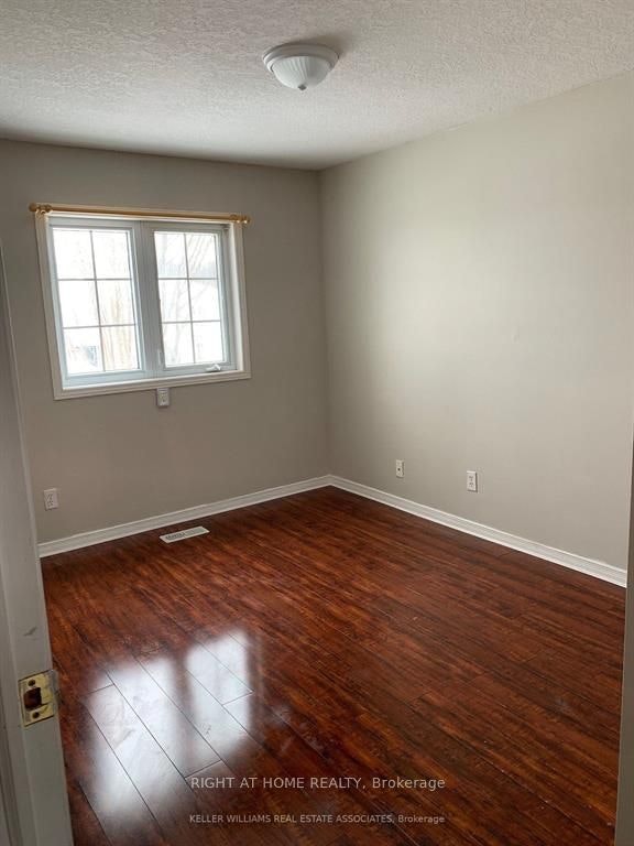 55 Activa Avenue, Kitchener, ON, N2E 3R3 - 7