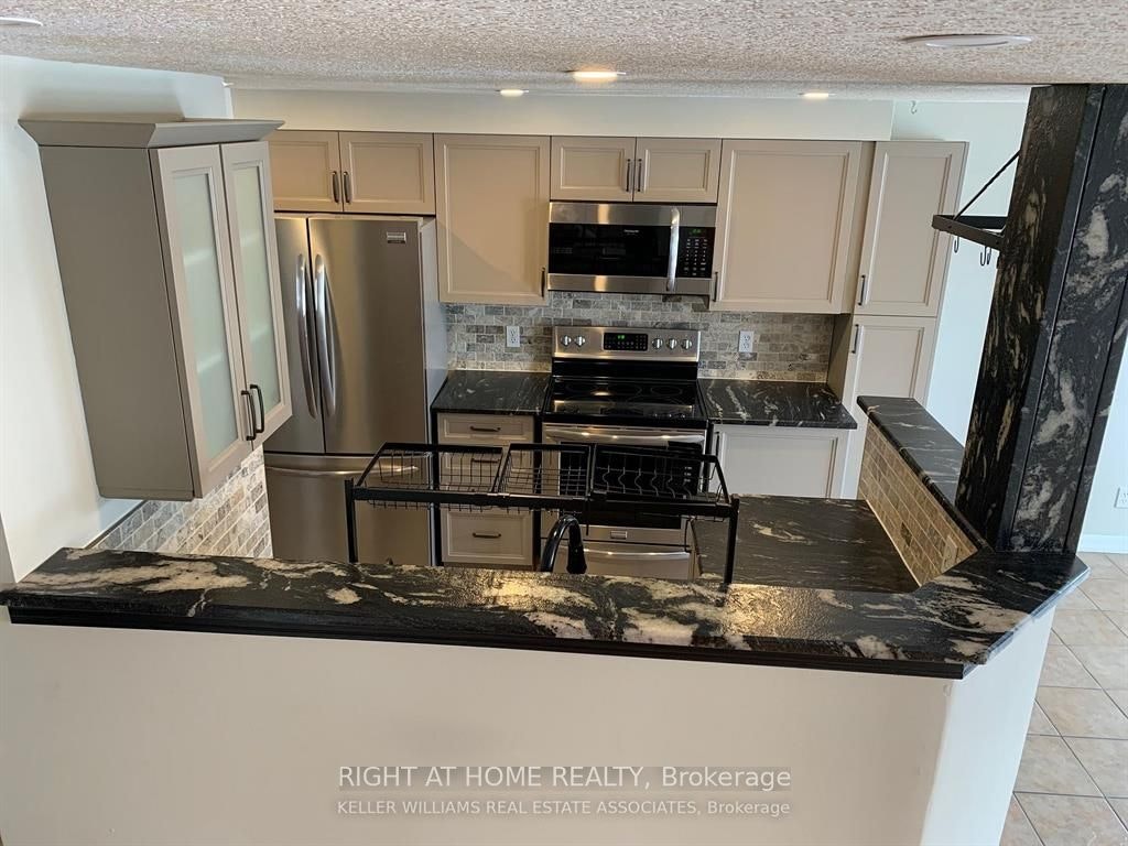 55 Activa Avenue, Kitchener, ON, N2E 3R3 - 2