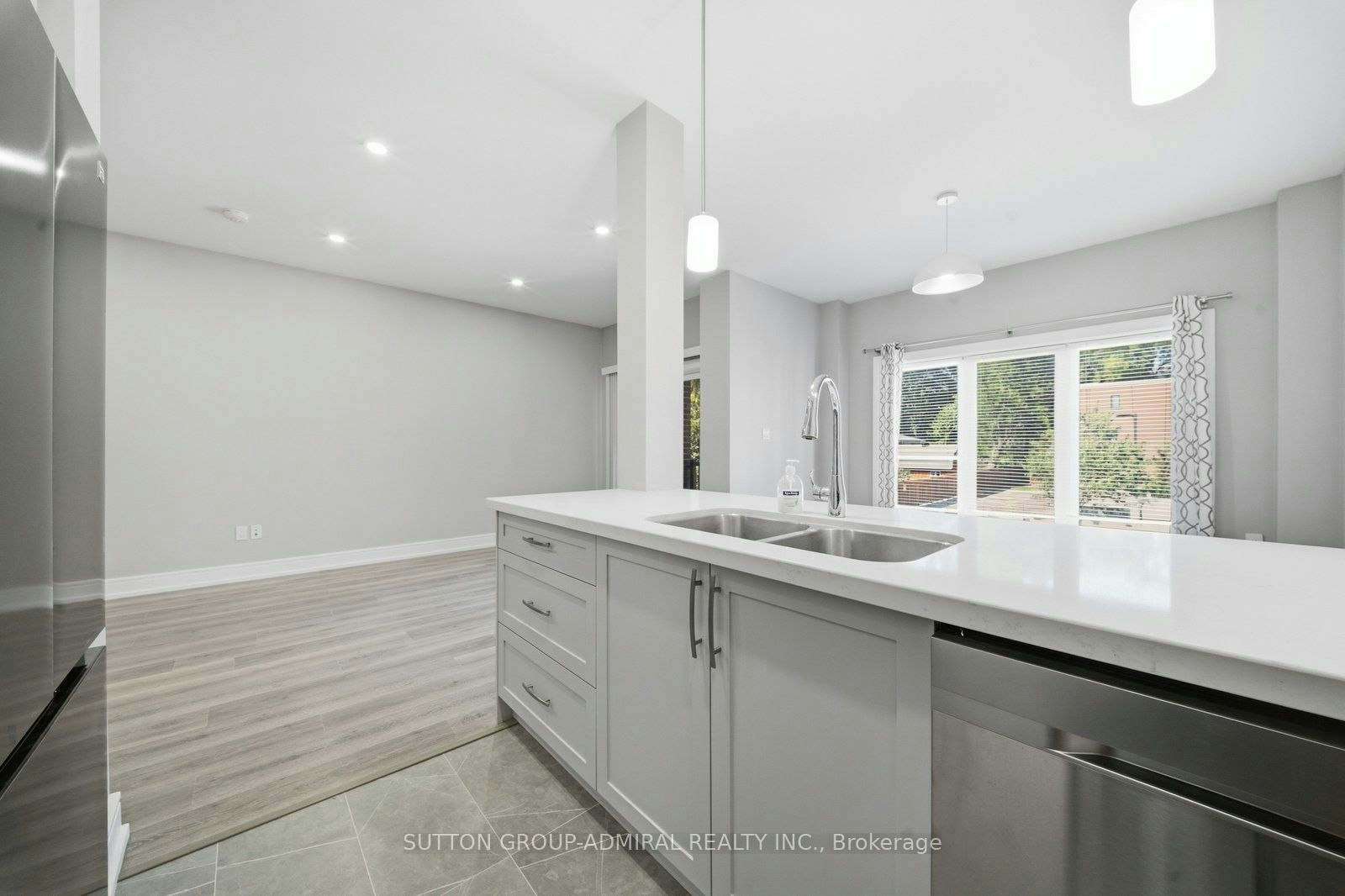 13-33 Jarvis Street, Brantford, ON, N3T 4A7 - 13