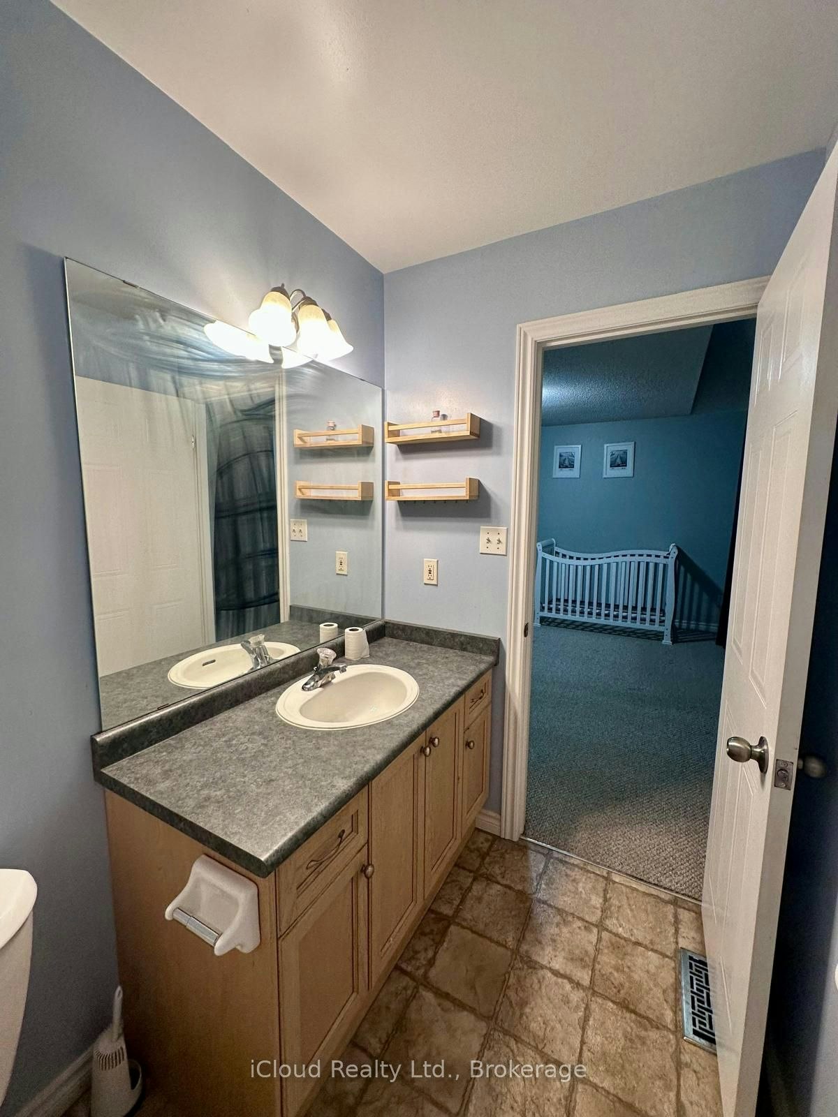 1577 Purser Street, London, ON, N5V 5J3 - 11
