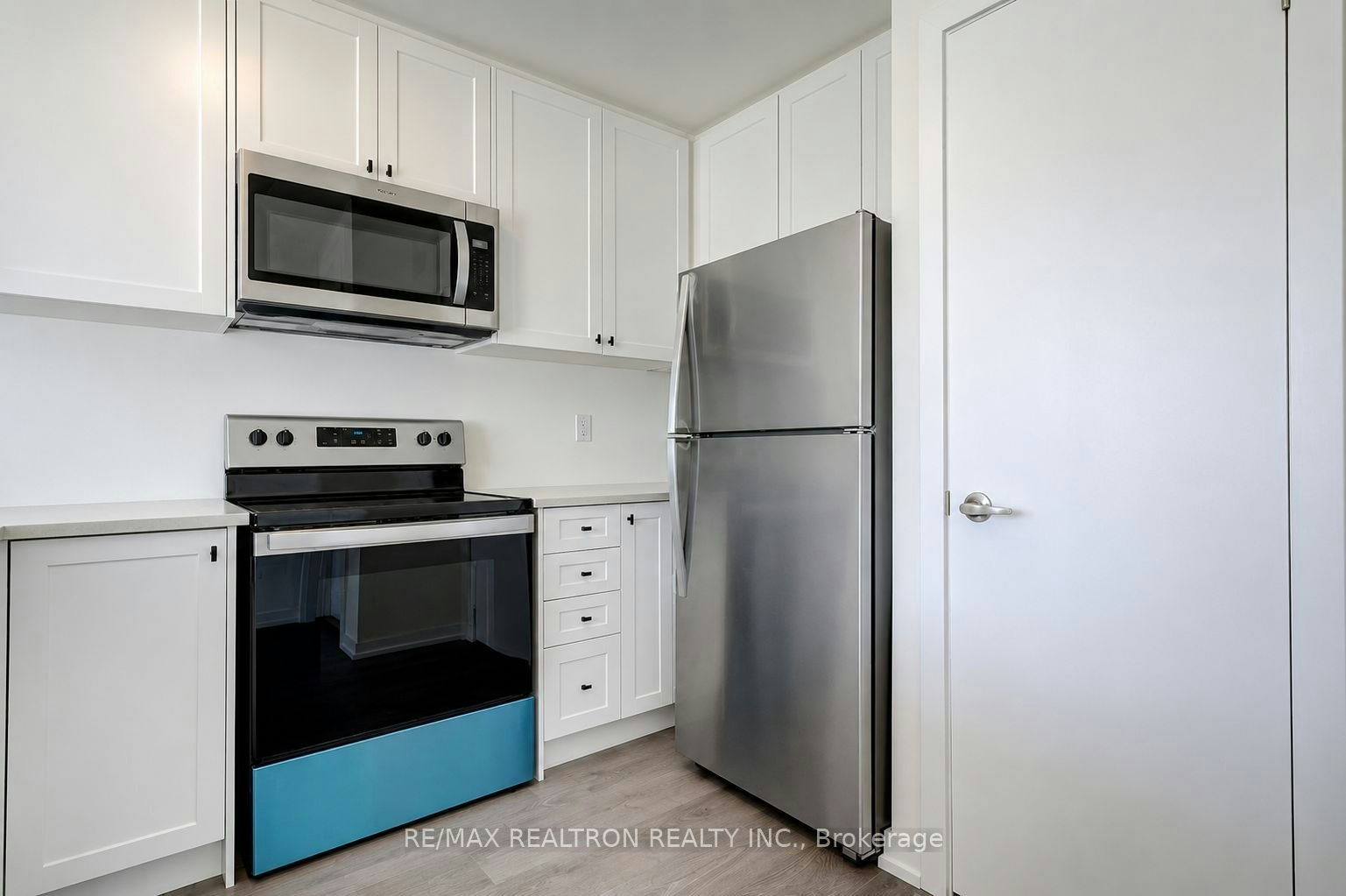 1104-160 Densmore Road, Cobourg, ON, K9A 4J9 - 8