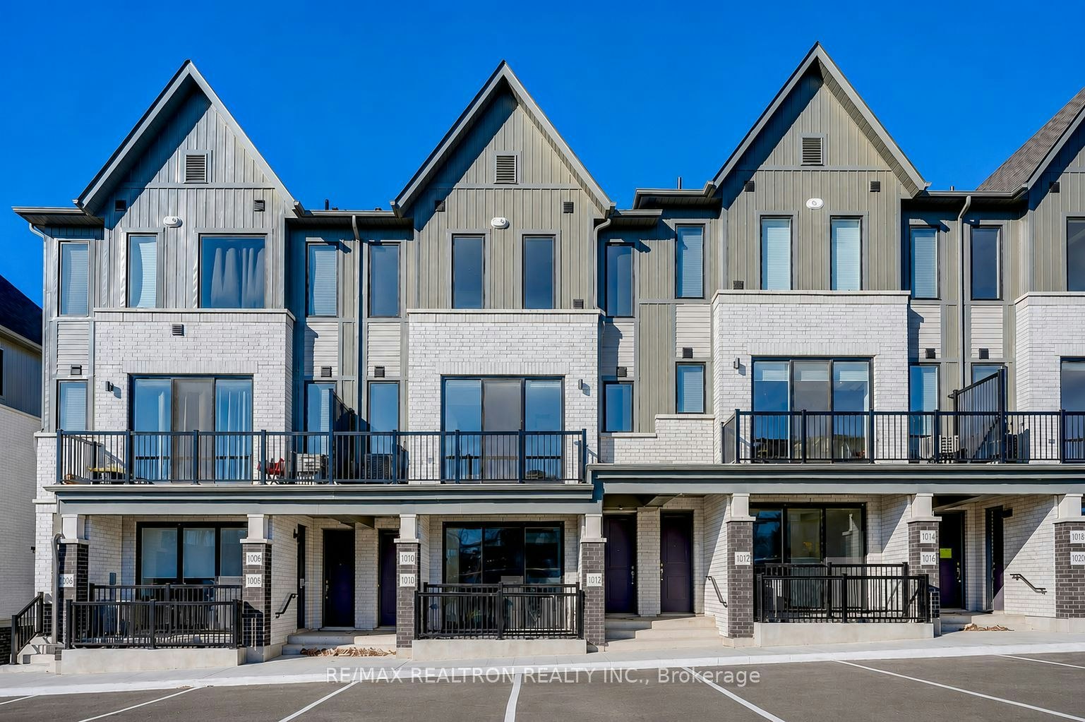 1104-160 Densmore Road, Cobourg, ON, K9A 4J9