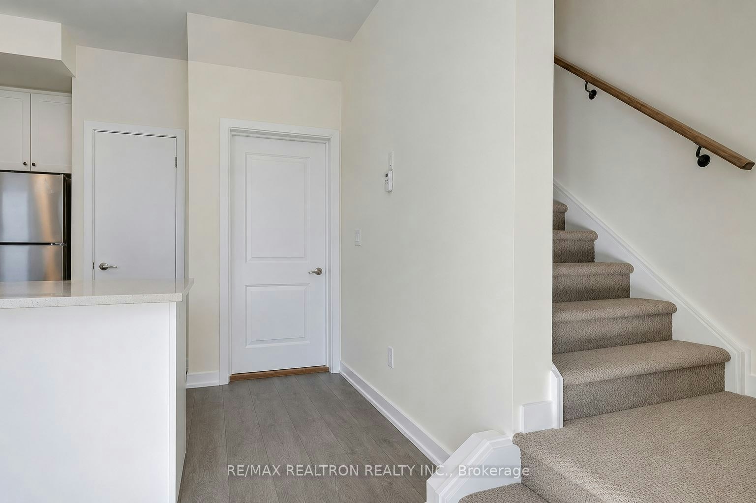 1104-160 Densmore Road, Cobourg, ON, K9A 4J9 - 4