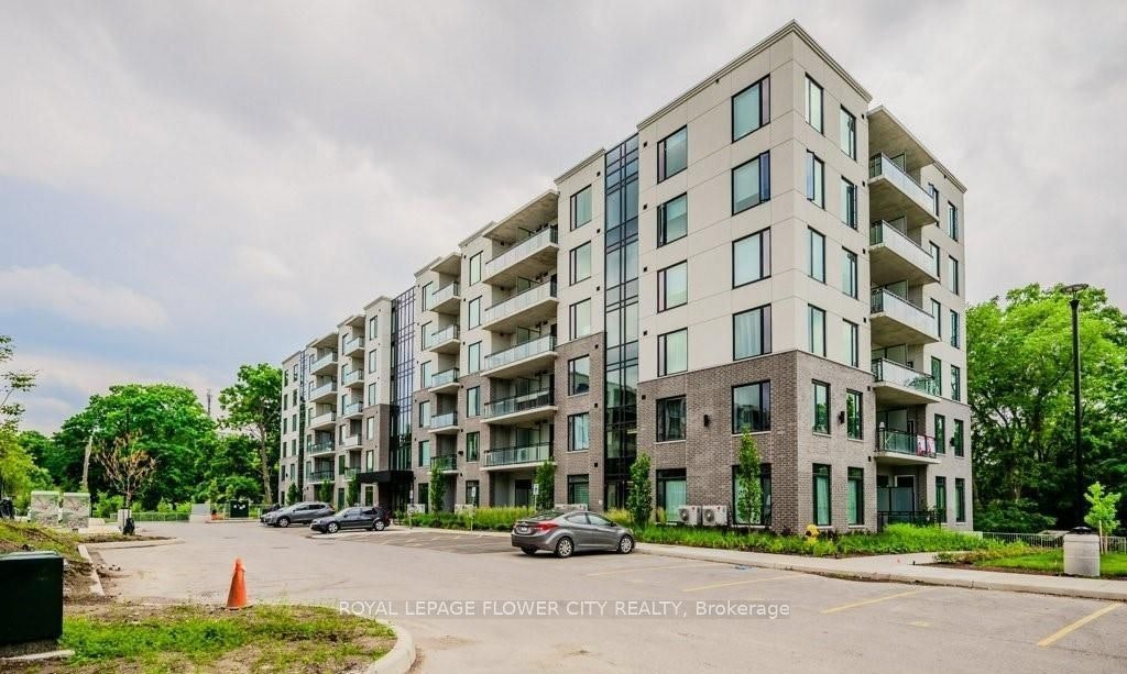 108-103 Roger Street, Waterloo, ON, N2J 0G2