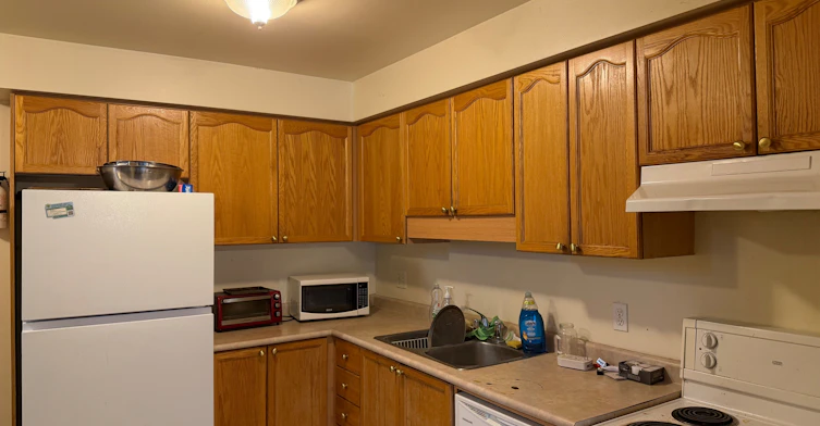 7-920 Edinburgh Road S, Guelph, ON, N1G 5C6 - 4