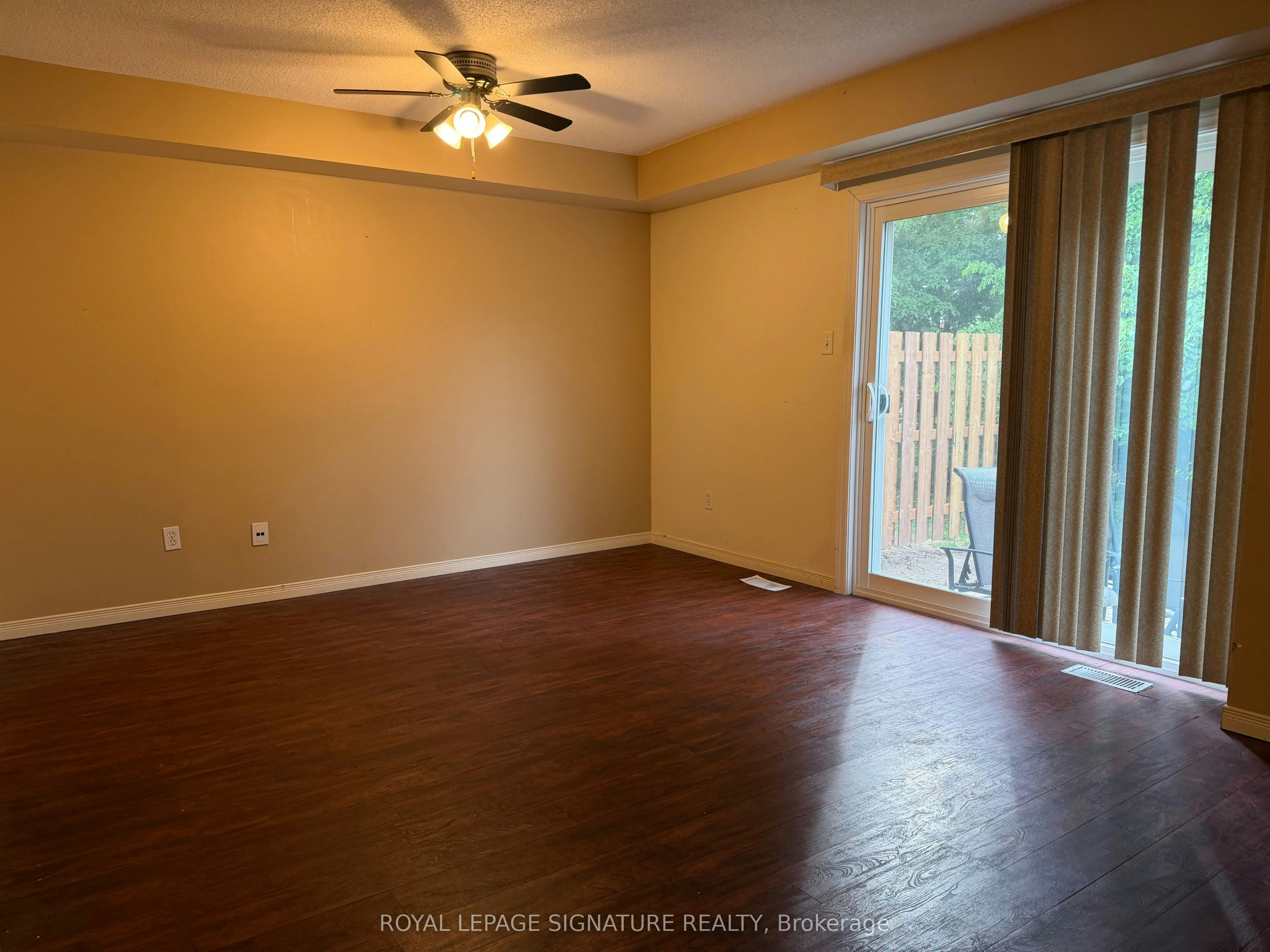 7-920 Edinburgh Road S, Guelph, ON, N1G 5C6 - 5