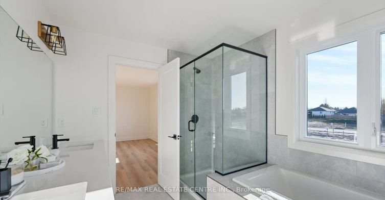 Upper Only-49 Lucas Road, St. Thomas, ON, N5R 0R3 - 34
