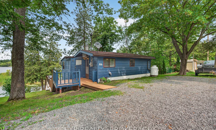 88 Canal Road