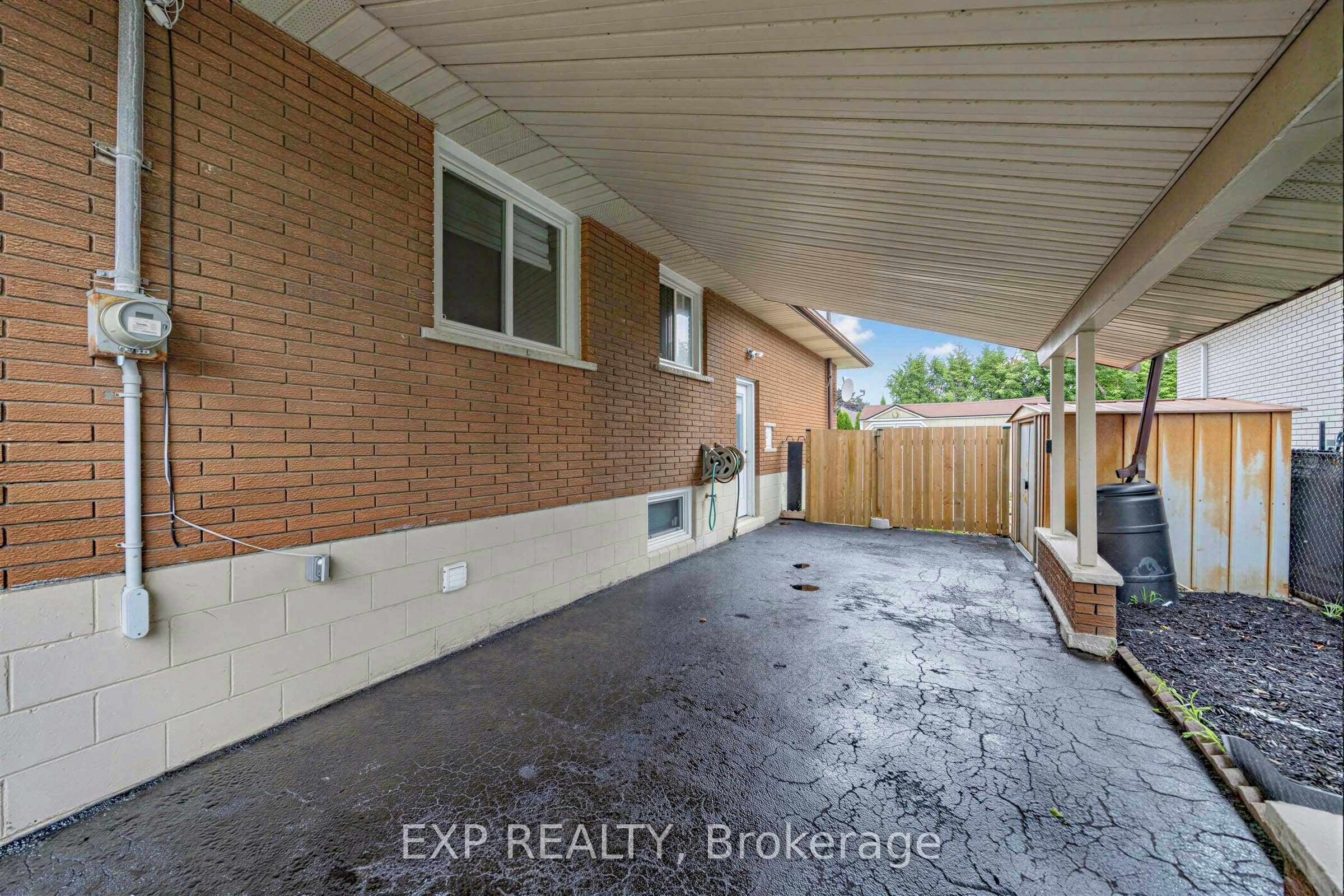 LOWER-847 Upper Ottawa Street, Hamilton, ON, L8T 3V4 - 23