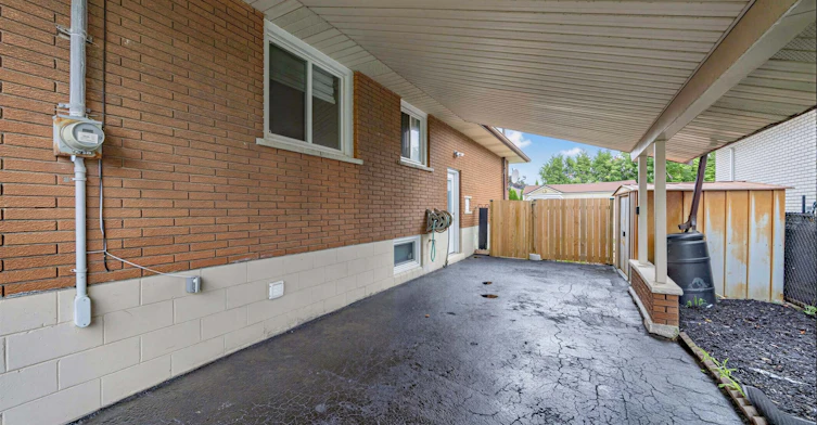 LOWER-847 Upper Ottawa Street, Hamilton, ON, L8T 3V4 - 23