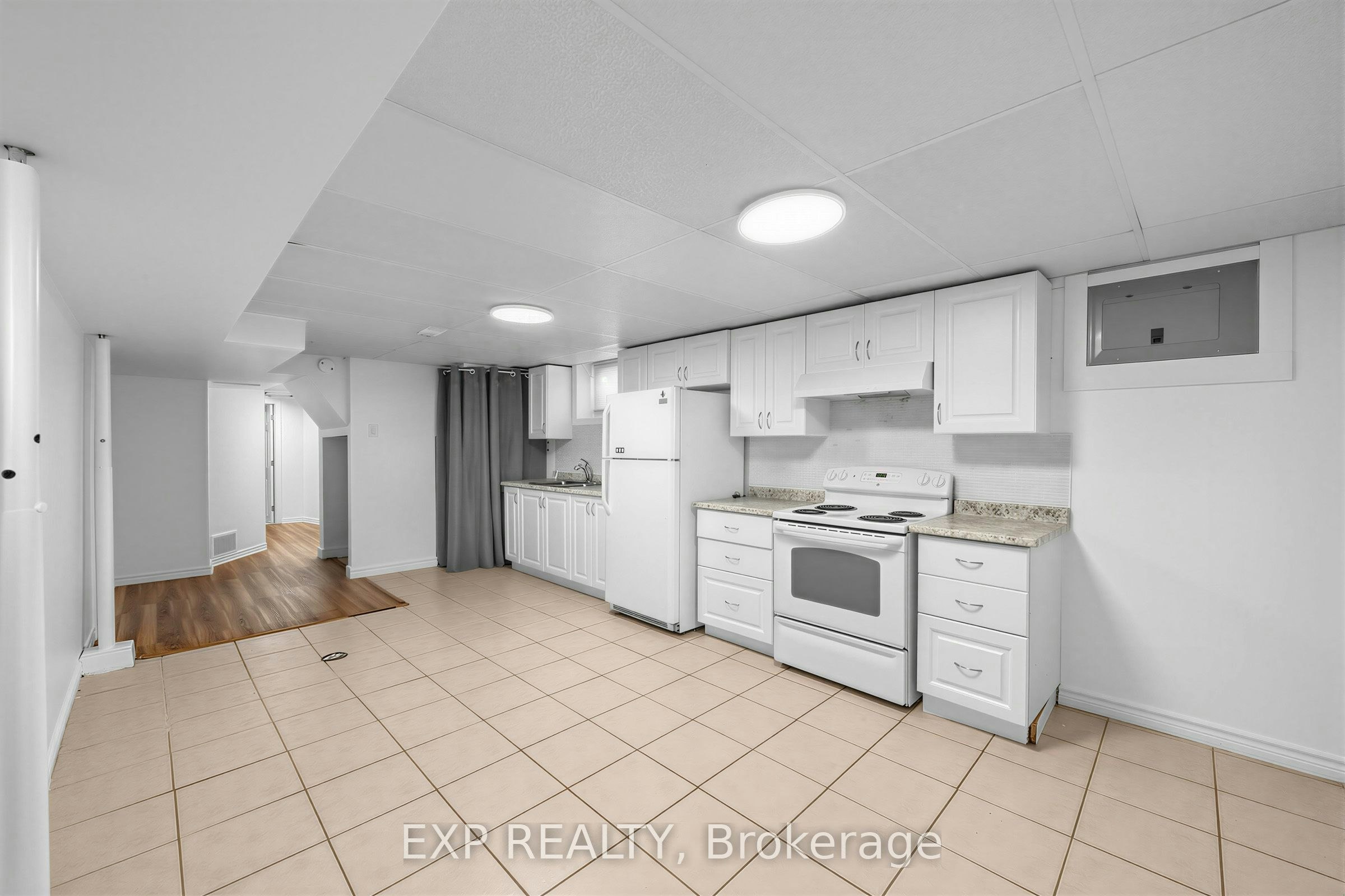 LOWER-847 Upper Ottawa Street, Hamilton, ON, L8T 3V4 - 4