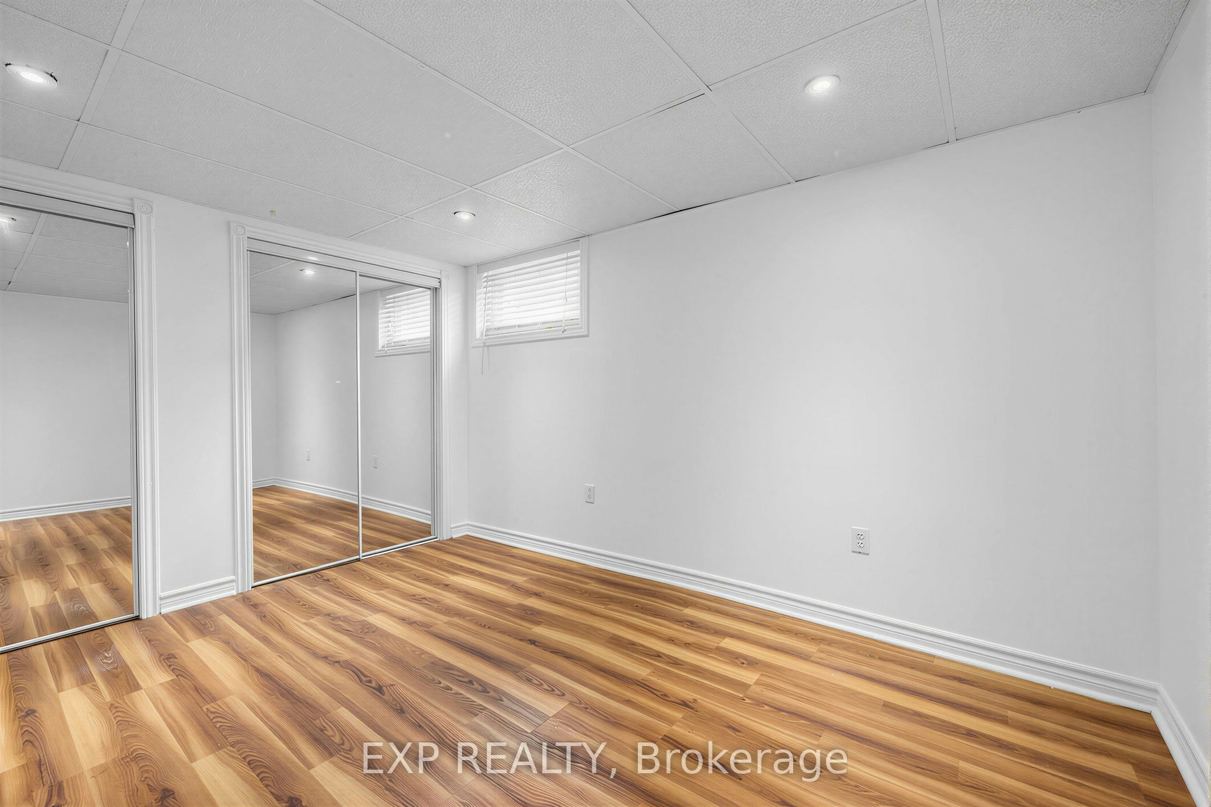 LOWER-847 Upper Ottawa Street, Hamilton, ON, L8T 3V4 - 15