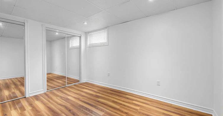 LOWER-847 Upper Ottawa Street, Hamilton, ON, L8T 3V4 - 15