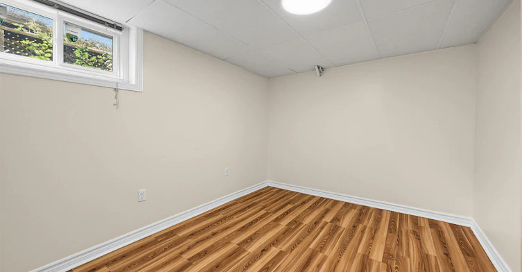 LOWER-847 Upper Ottawa Street, Hamilton, ON, L8T 3V4 - 12