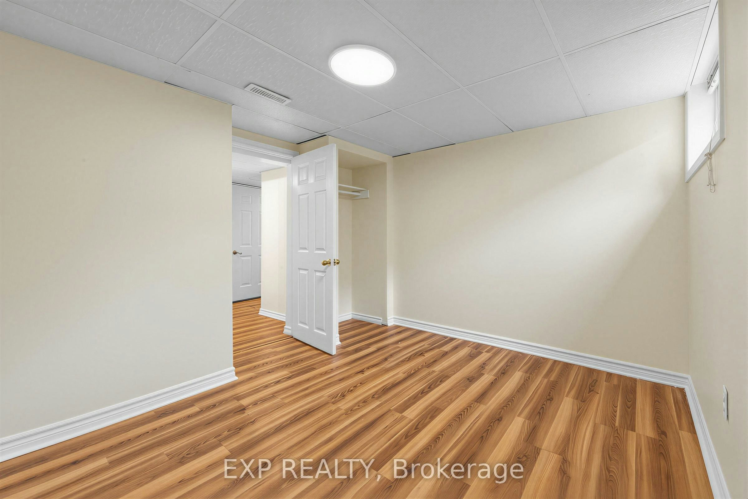 LOWER-847 Upper Ottawa Street, Hamilton, ON, L8T 3V4 - 11