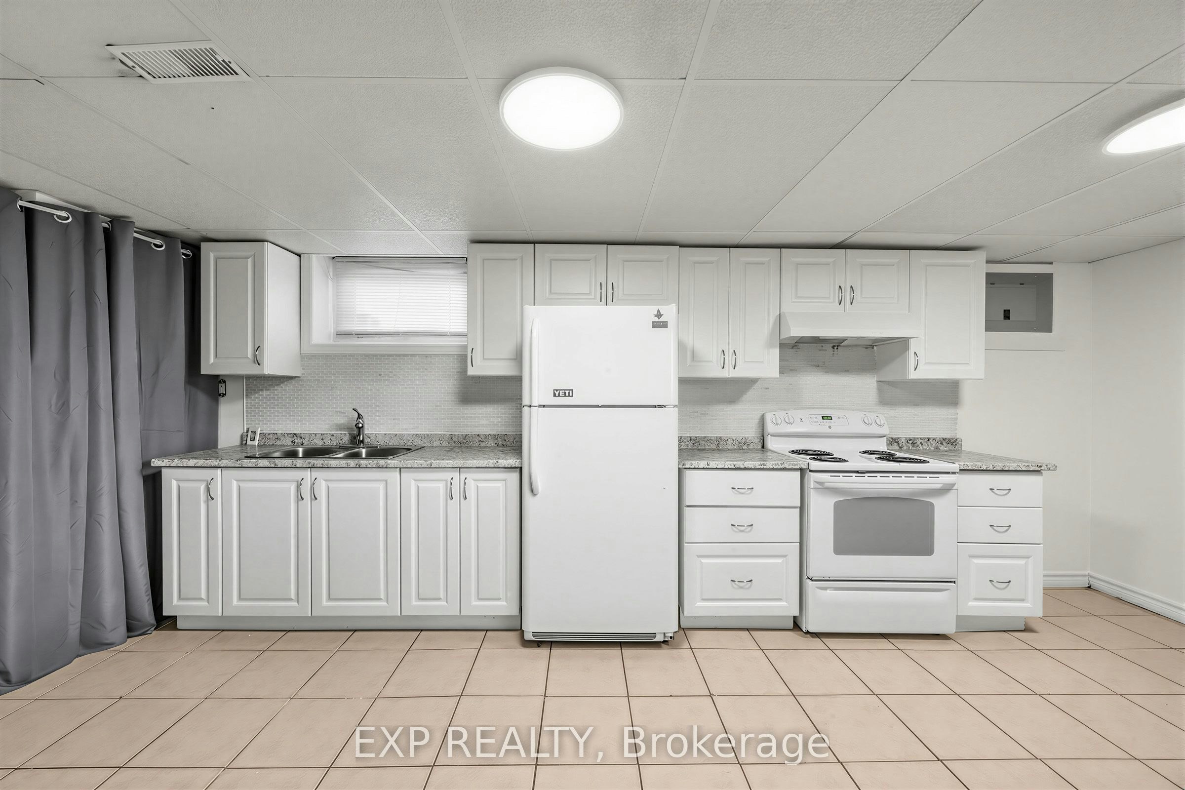 LOWER-847 Upper Ottawa Street, Hamilton, ON, L8T 3V4 - 3