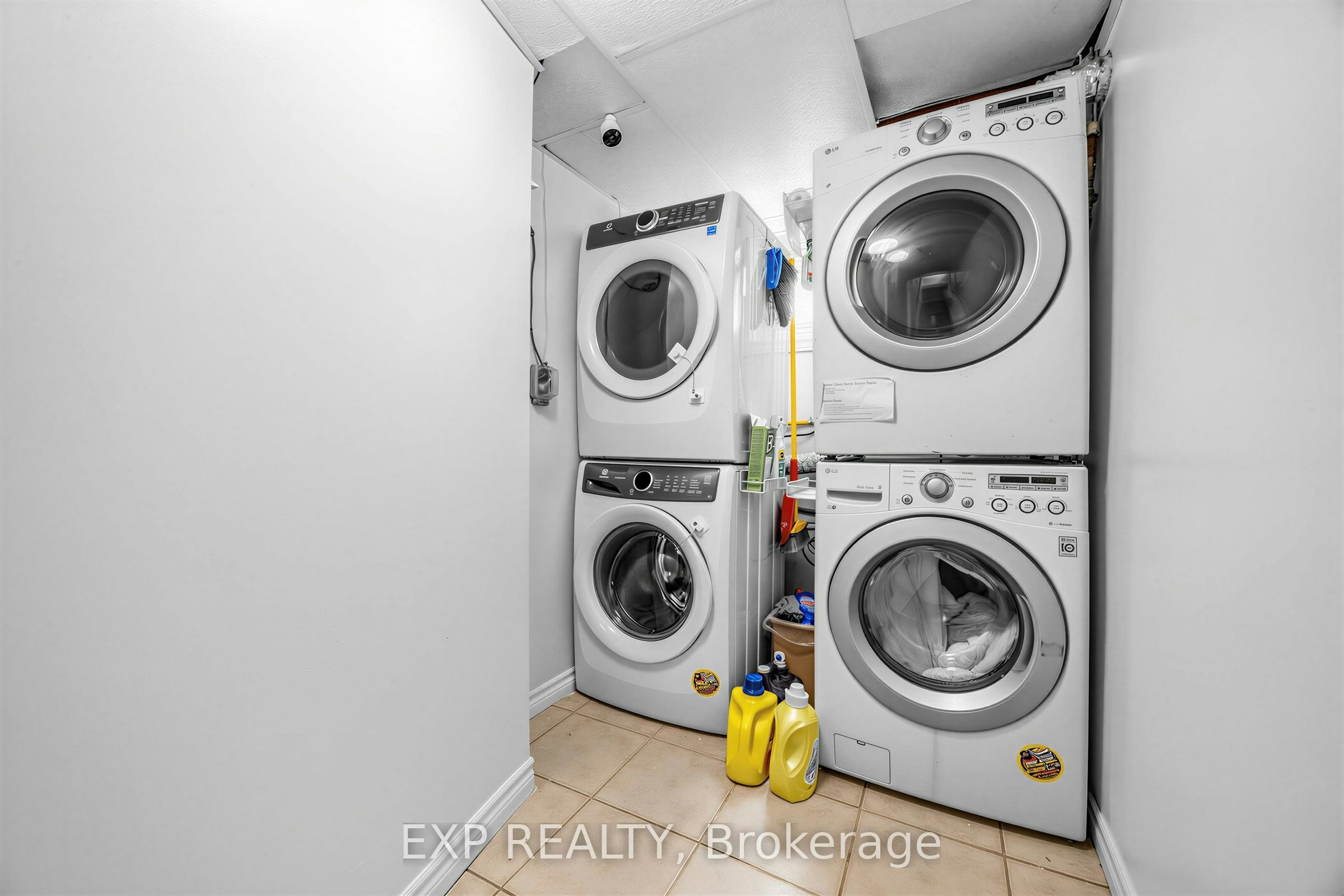 LOWER-847 Upper Ottawa Street, Hamilton, ON, L8T 3V4 - 20