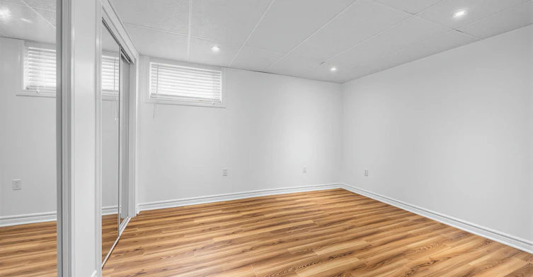 LOWER-847 Upper Ottawa Street, Hamilton, ON, L8T 3V4 - 16