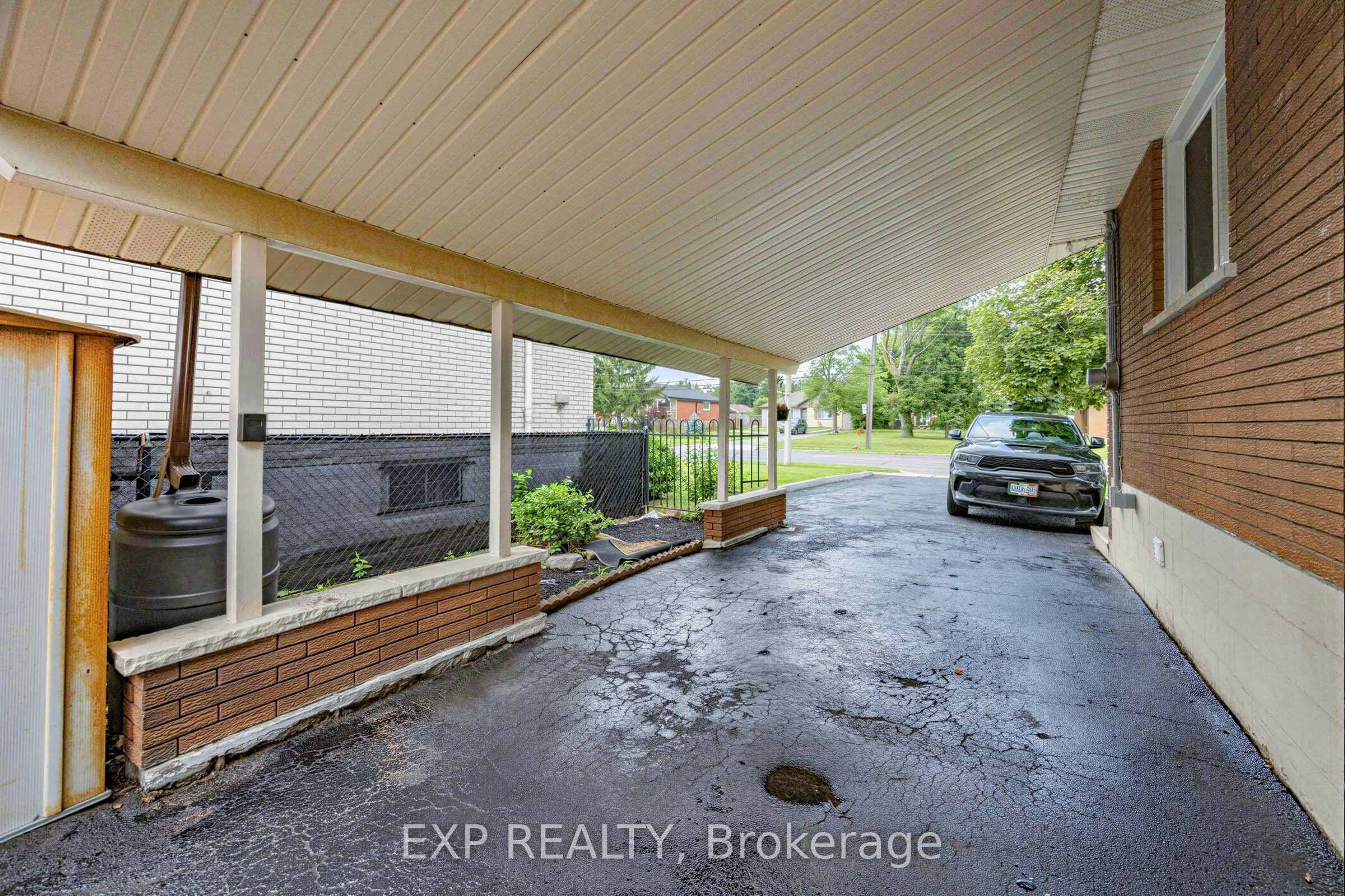 LOWER-847 Upper Ottawa Street, Hamilton, ON, L8T 3V4 - 24