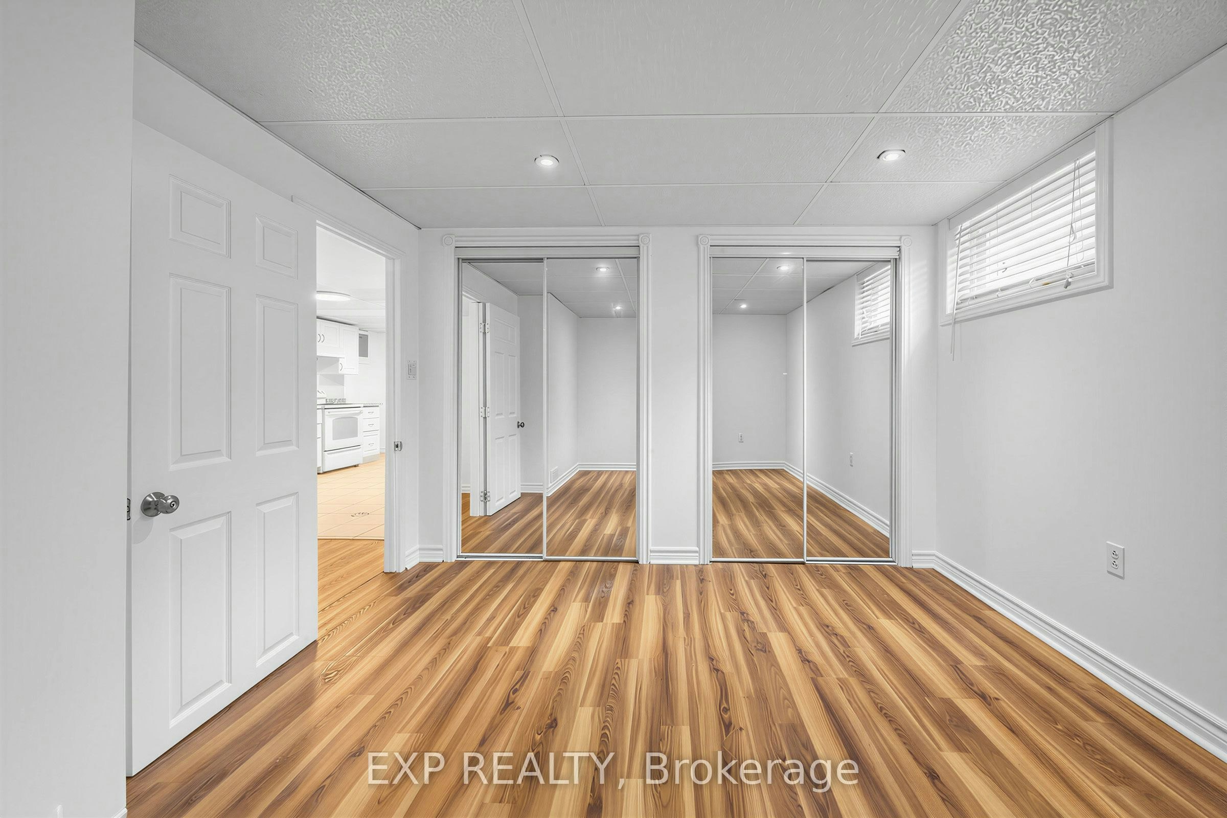 LOWER-847 Upper Ottawa Street, Hamilton, ON, L8T 3V4 - 14