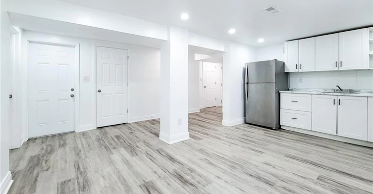 265 West 19th Street, Hamilton, ON, L9C 4J3 - 3