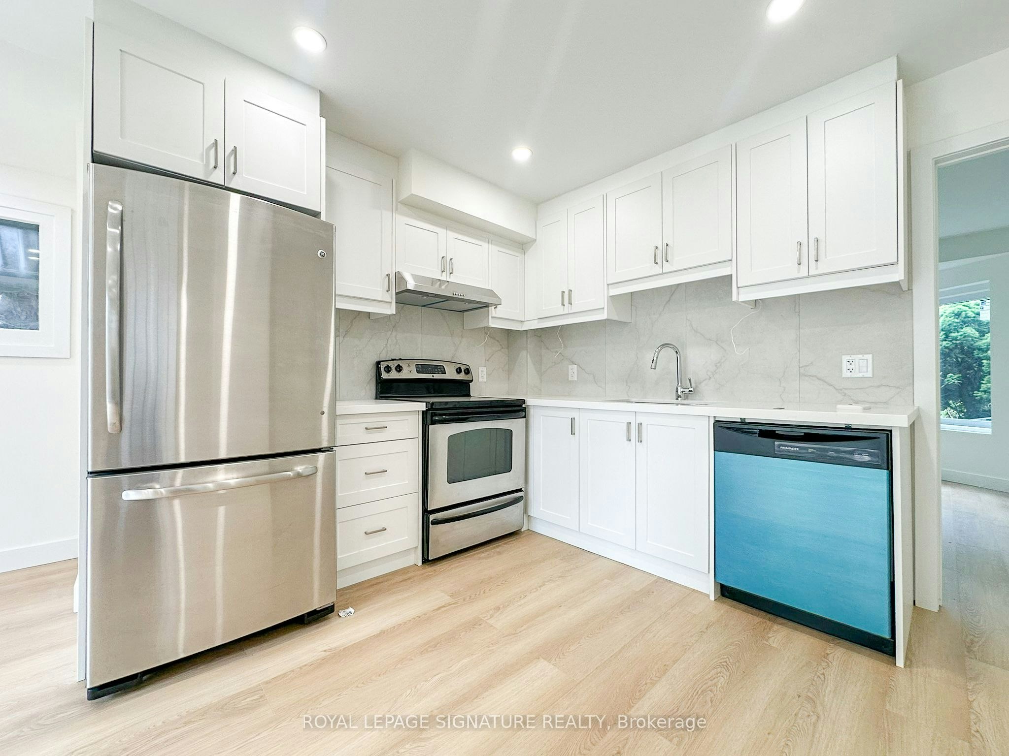 A112-27 Millen Avenue, Hamilton, ON, L9A 2T5 - 9