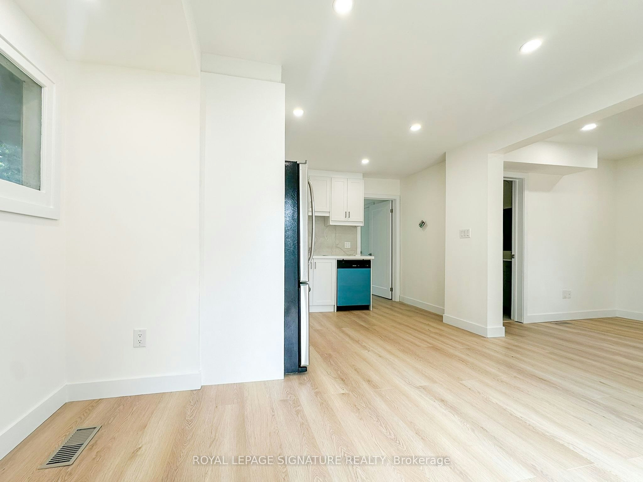 A112-27 Millen Avenue, Hamilton, ON, L9A 2T5 - 11