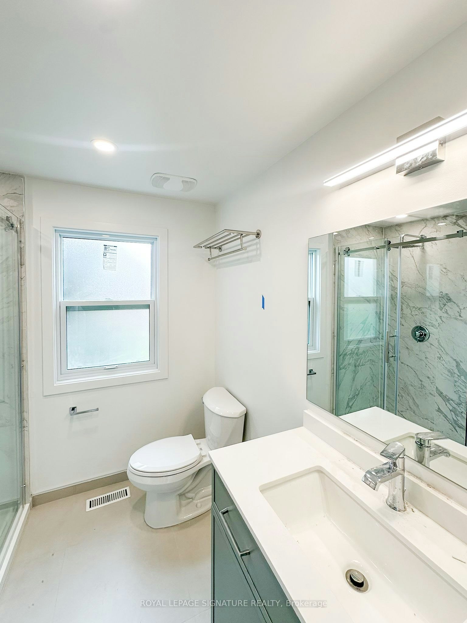 A122-27 Millen Avenue, Hamilton, ON, L9A 2T5 - 7