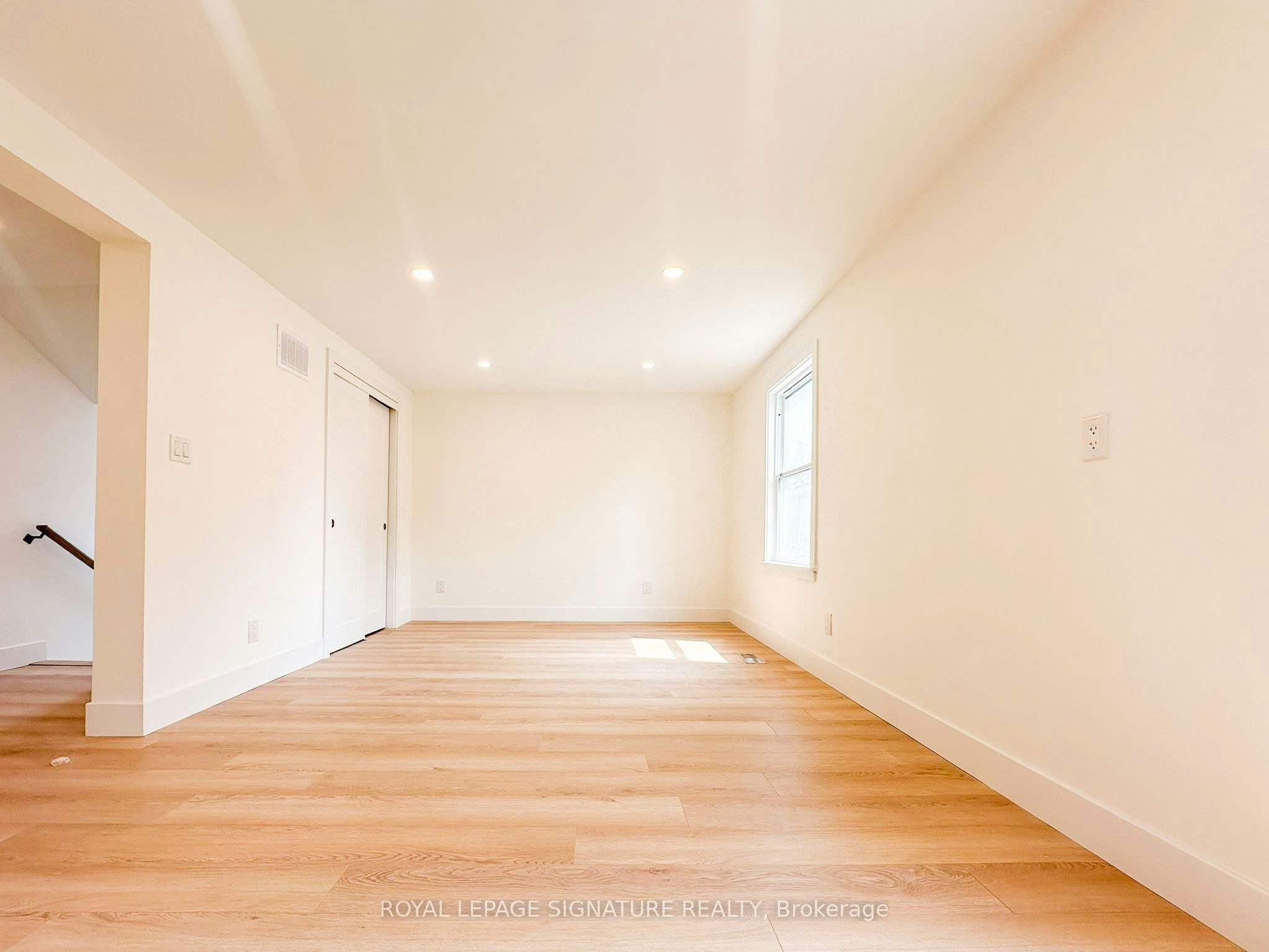 A122-27 Millen Avenue, Hamilton, ON, L9A 2T5 - 13
