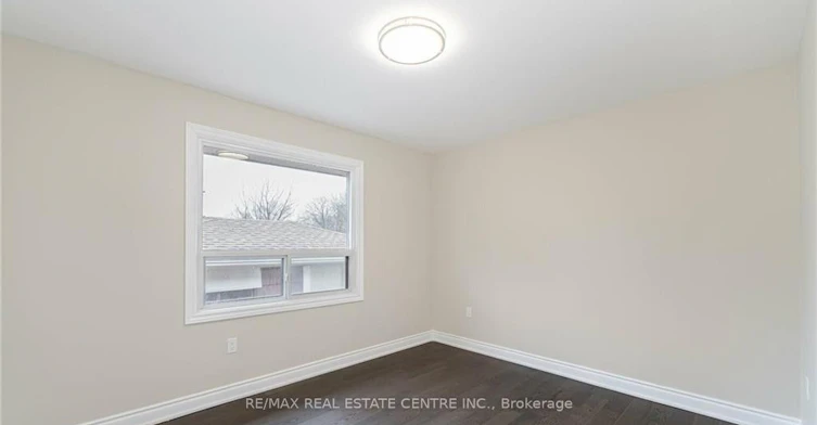 Upper Floor Only-364 East 14th Street, Hamilton, ON, L9A 4C4 - 16