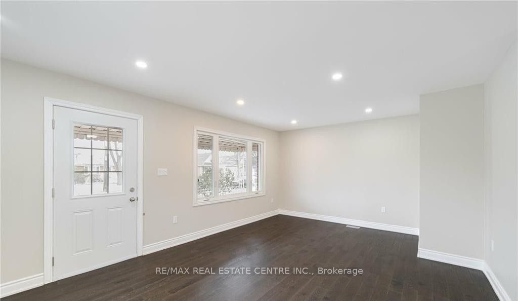 Upper Floor Only-364 East 14th Street, Hamilton, ON, L9A 4C4 - 11