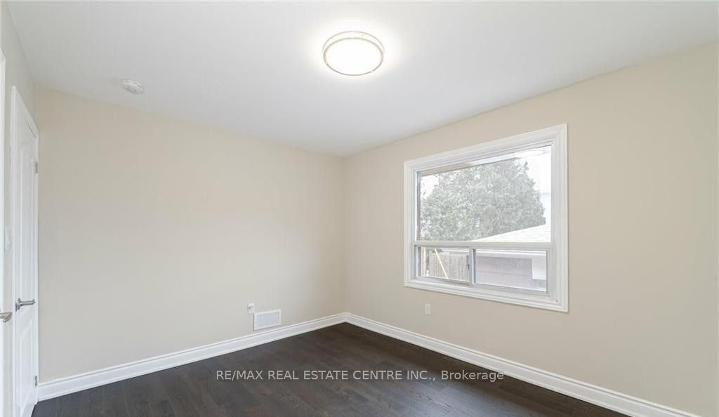 Upper Floor Only-364 East 14th Street, Hamilton, ON, L9A 4C4 - 21