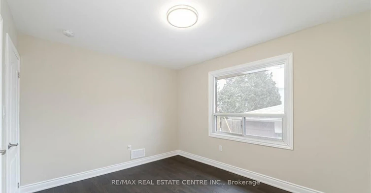 Upper Floor Only-364 East 14th Street, Hamilton, ON, L9A 4C4 - 21