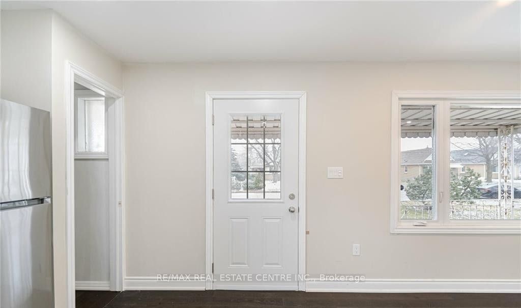 Upper Floor Only-364 East 14th Street, Hamilton, ON, L9A 4C4 - 6