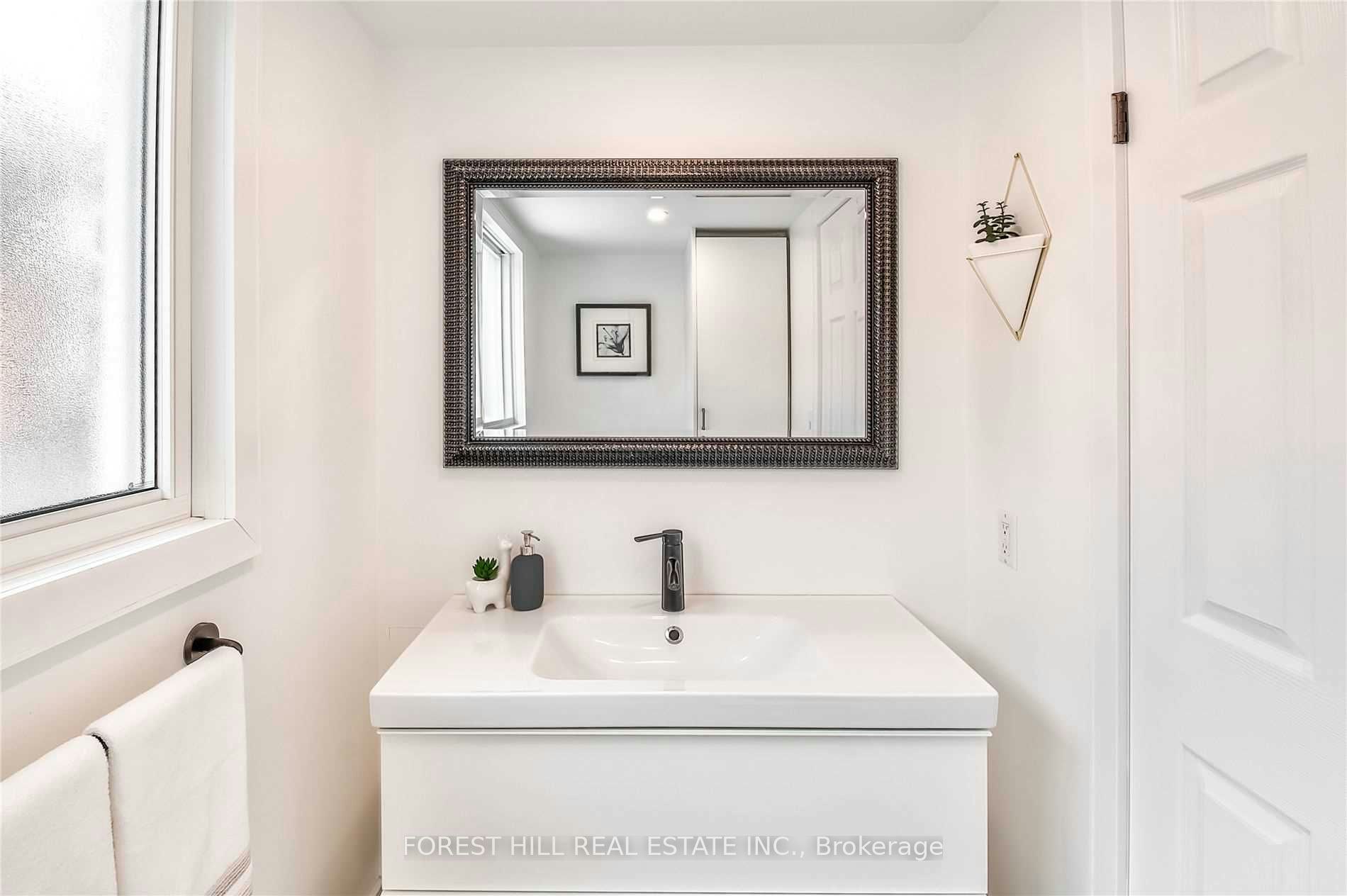 3 Shakespeare Drive, Guelph, ON, N1E 6G5 - 11
