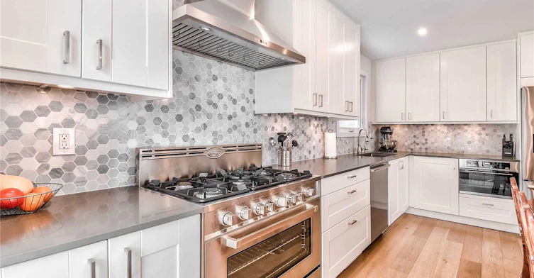 3 Shakespeare Drive, Guelph, ON, N1E 6G5 - 3