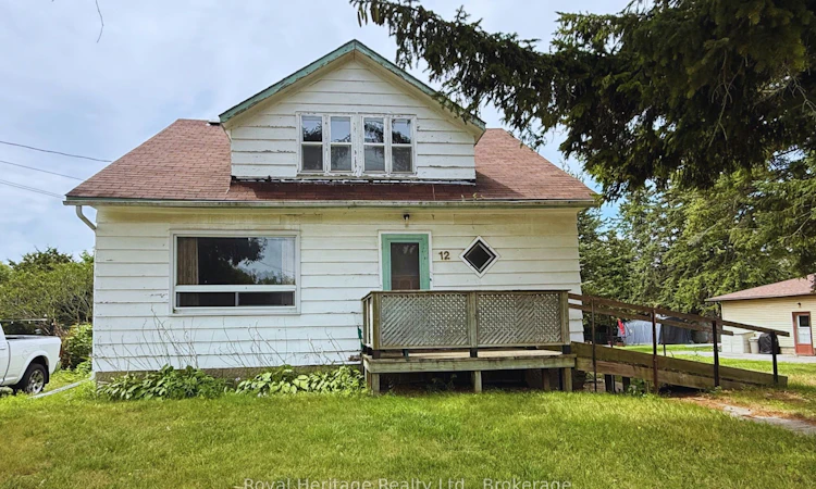 12 Dufferin Street