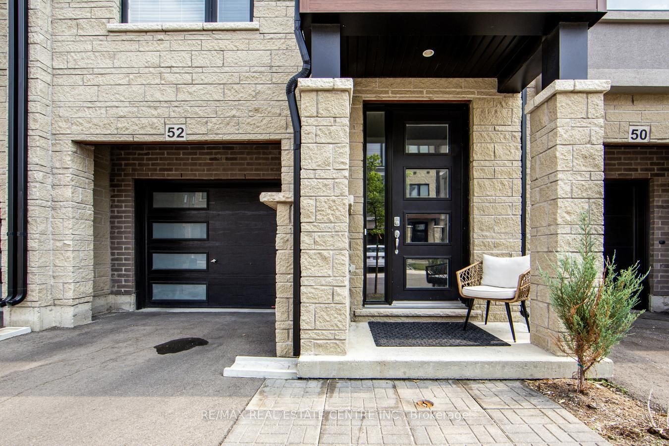 52 Sentinel Lane, Hamilton, ON, L9C 0E8 - 2