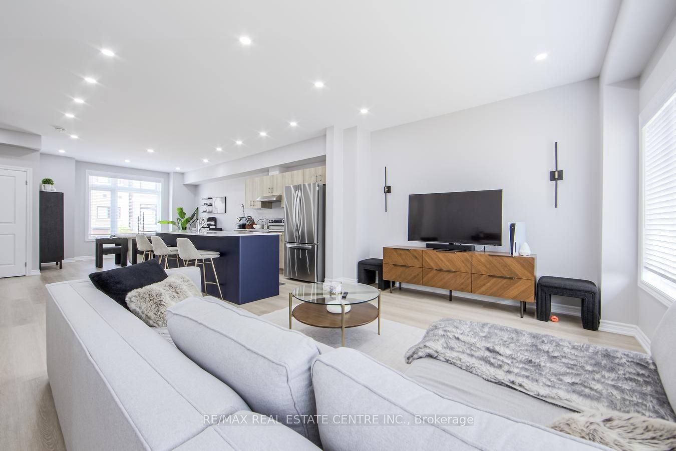 52 Sentinel Lane, Hamilton, ON, L9C 0E8 - 12