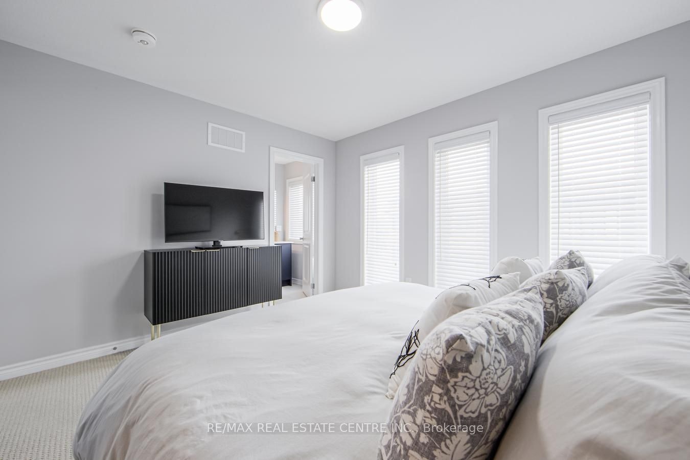 52 Sentinel Lane, Hamilton, ON, L9C 0E8 - 24
