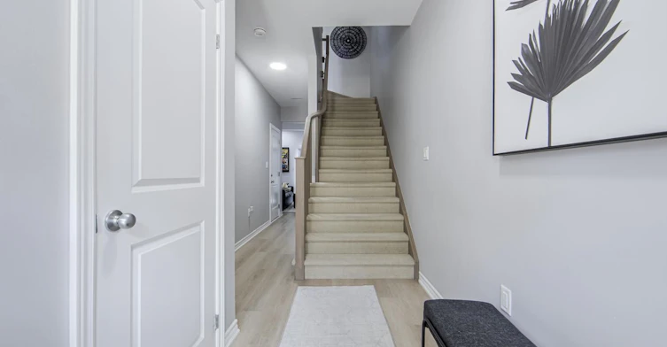 52 Sentinel Lane, Hamilton, ON, L9C 0E8 - 4