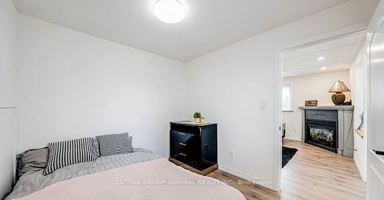 43 Adair Avenue, Hamilton, ON, L8H 1B5 - 8