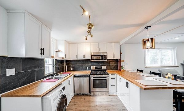 43 Adair Avenue, Hamilton, ON, L8H 1B5 - 10